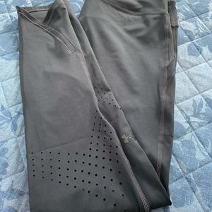 UA leggings